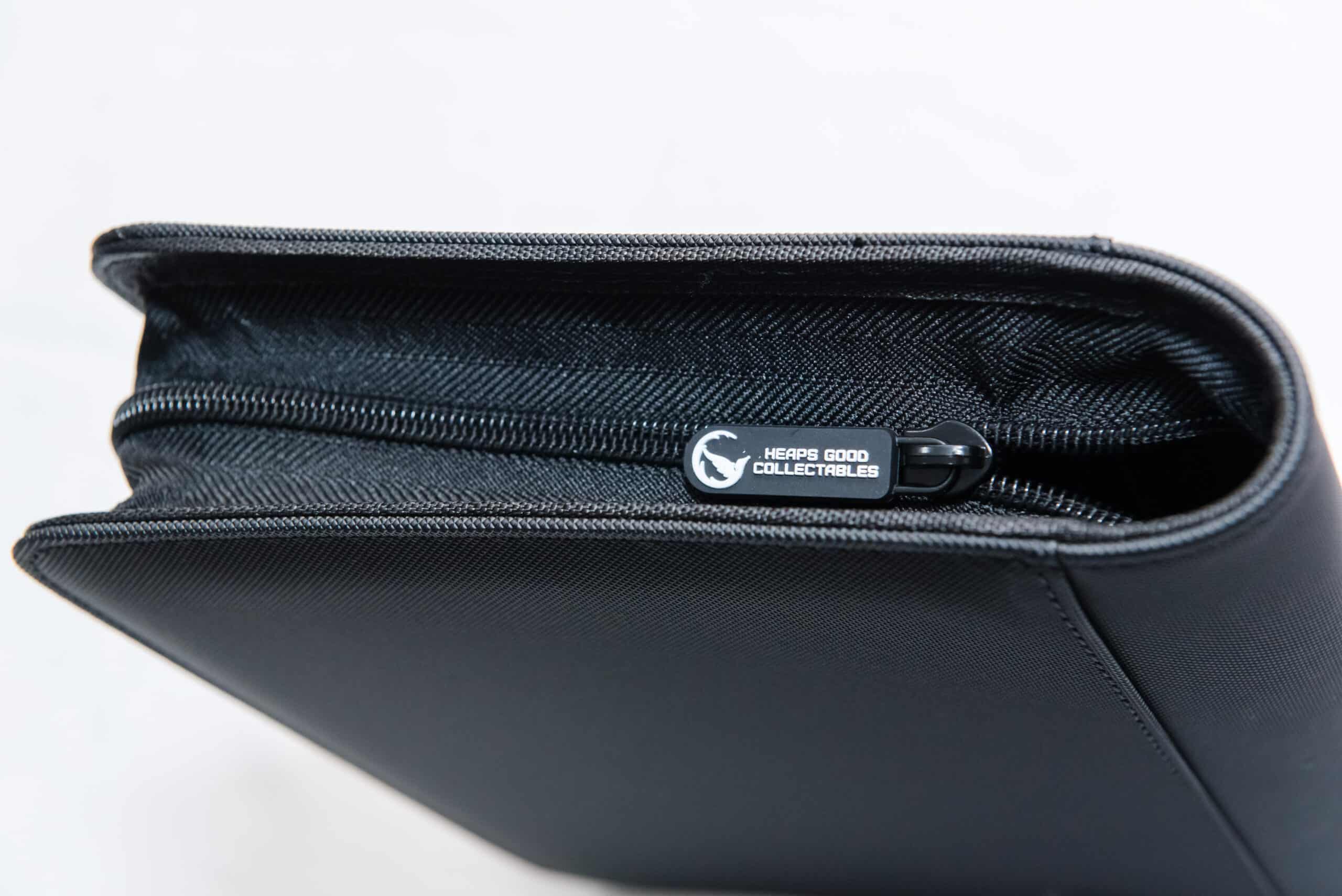 Heaps Good Collectables 4 Pocket ultimate Binder black